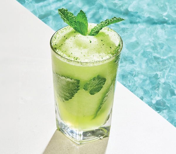<p>Mint, lime, mojito syrup and ice all blended to create the perfect summer refresher. <br/>568kJ<br/></p>