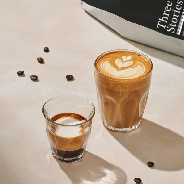 <p><em>Tasting notes</em><br/>Rich dark chocolate, sticky toffee, roasted hazelnuts <br/>with a long sweet aftertaste.</p><p><em>Roast profile</em><br/>Medium to intense with a full body yet creamy with low acidity. This bolder espresso blend is perfect with or without milk.</p>